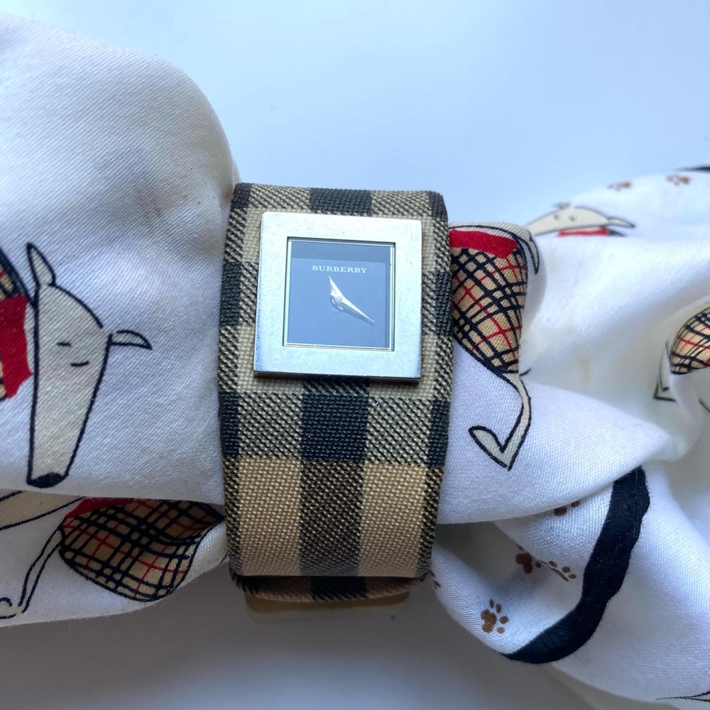 Burberry watch stainless steel traditional checker